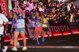 BIB: 44623, 43932, 40534
                            <button type="button" onclick="openModal(23202634)" class="btn btn-primary btn-sm float-right btn-popup" data-toggle="modal" data-target=".modal-high-quality">
                        <i class="fas fa-shopping-cart"></i> Add to Cart
                    </button>
                                            <button type="button" onclick="isThisMe(23202634, true)" class="btn btn-success btn-sm float-right btn-popup btn-isme hidden" data-toggle="tooltip" data-placement="bottom" title="นี่คือรูปของคุณใช่ไหม คลิกที่นี่เพื่อเอาเข้าอัลบั้ม">
                        <i class="fas fa-plus"></i> Add to album
                    </button>
                    <button type="button" onclick="isThisMe(23202634, false)" class="btn btn-warning btn-sm float-right btn-popup btn-isnotme hidden">
                        <i class="fas fa-ban"></i> Remove from album
                    </button>